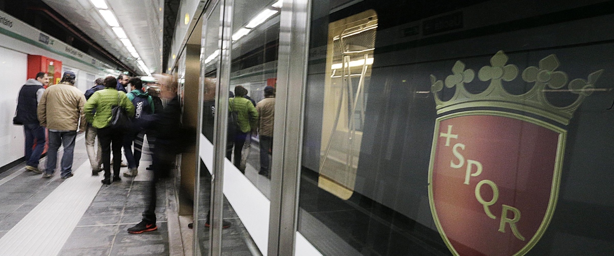 aspettava e braccava la vittima in metro 60enne accusato di abusi sessuali ripetuti su un 16enne arrestato in flagranza da Secoloditalia.it aspettava e braccava la vittima in metro 60enne accusato di abusi sessuali ripetuti su un 16enne arrestato in flagranza