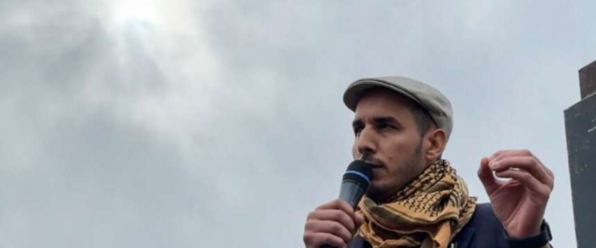 “Tifiamo per i missili iraniani”, frase choc del predicatore che i grillini hanno invitato domani alla Camera