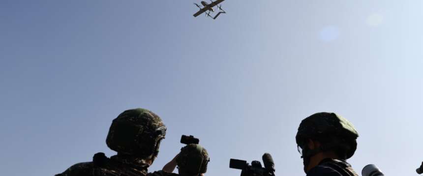 La mossa sospetta di Pechino: azzerati i voli su Taiwan. Per gli analisti militari è un segnale inquietante