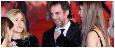 Elio Germano cita Gigi Proietti per la campagna del No, ma l’effetto imitazione è un flop (video)