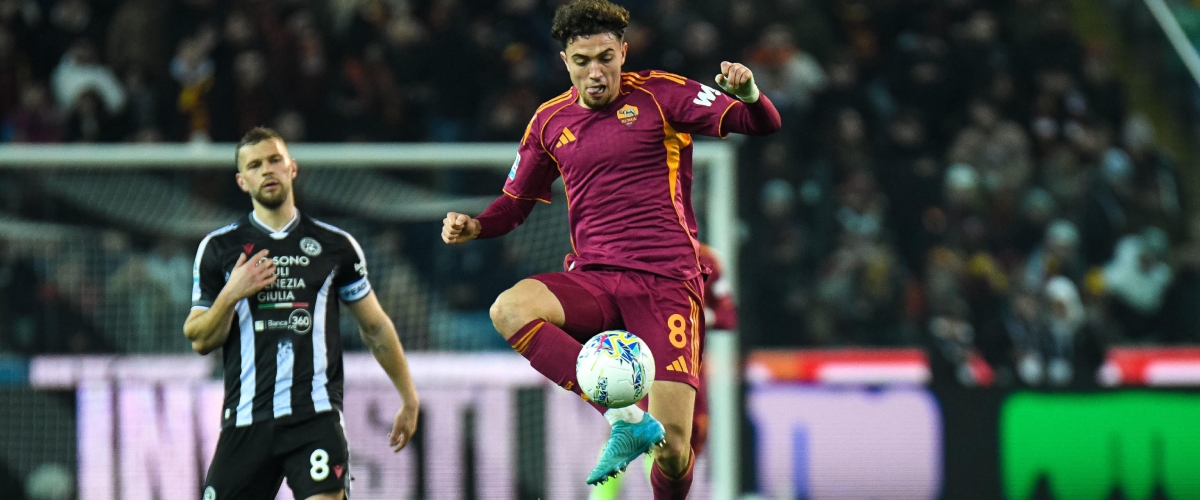 Ore di terrore per il giallorosso El Ayanaoui, in ostaggio con la famiglia di 6 uomini armati. Tutti i calciatori rapinati prima di lui