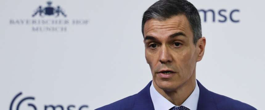 Sanchez che disastri. Il “pacifinto” travolto da legnate elettorali, scandali e disoccupazione: parabola di un fallimento