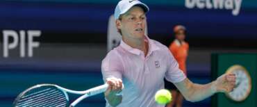 Sinner, mezzanotte di fuoco a Miami contro Moutet al torneo di Miami