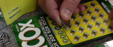 Gratta e vinci con truffa: segnalavano i biglietti vincenti a parenti e amici, denunciati 5 ex dipendenti statali