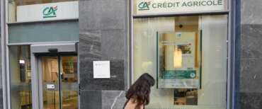 Una sede di Milano del Crèdit Agricole