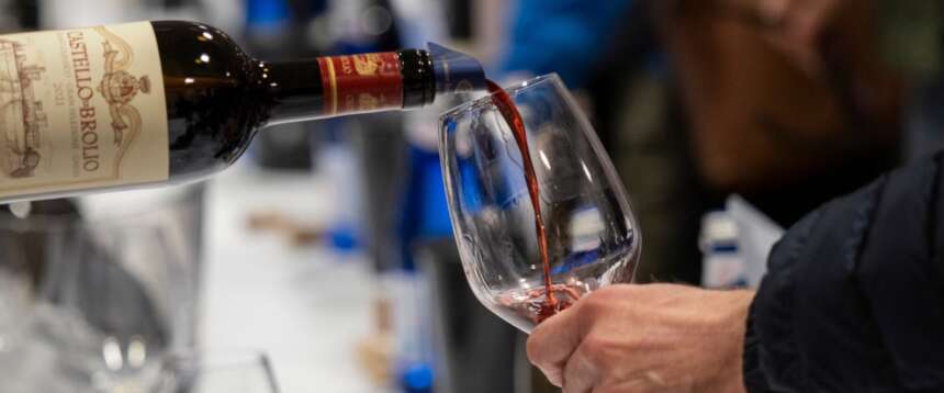 Bere vino rosso può prevenire le malattie cardiovascolari: ecco cosa dice lo studio spagnolo