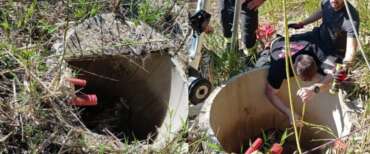 Choc a Roma, donna cade in un pozzo non segnalato in un parco di Roma mentre passeggia col marito