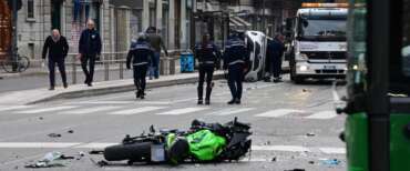 Incidenti stradali mortali a Roma e Milano: tre giovani perdono la vita. Uno aveva 17 anni