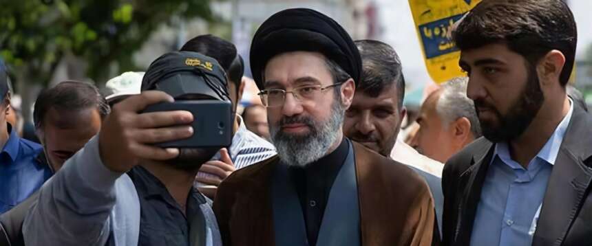 E’ il figlio di Khamenei la nuova ‘guida suprema’ dell’Iran. Trump: “Durerà poco”