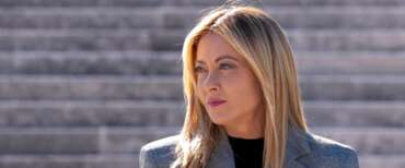 Meloni: “Auguri a tutti i papà, supereroi di ogni figlia e figlio”