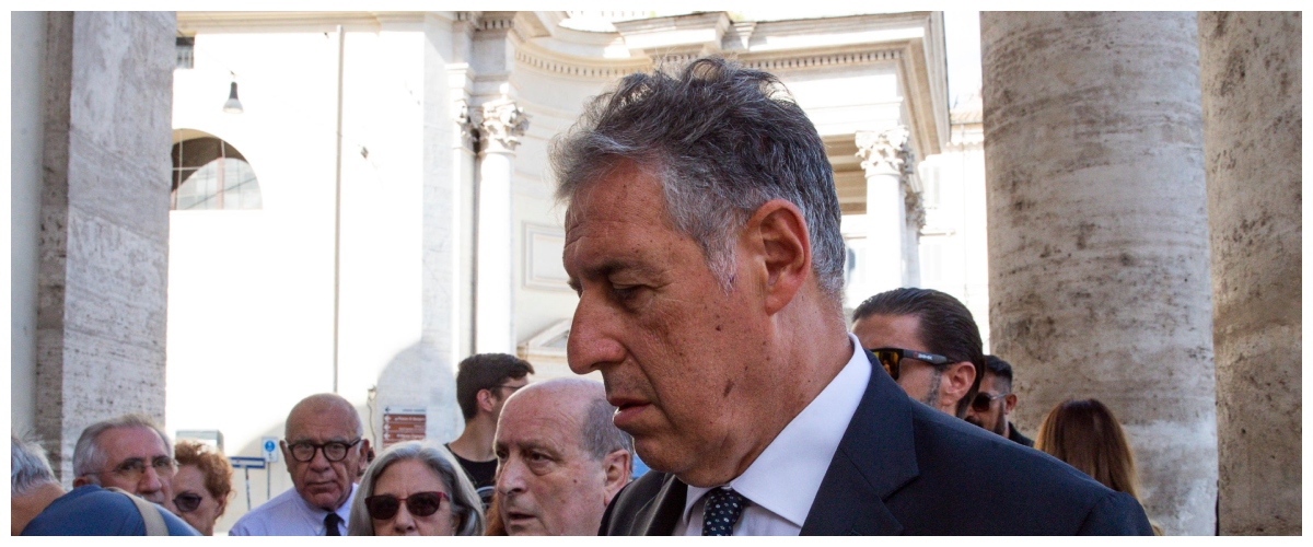 di matteo imita gratteri mafiosi e massoni voteranno per il si il centrodestra parole imbarazzanti da Secoloditalia.it di matteo imita gratteri mafiosi e massoni voteranno per il si il centrodestra parole imbarazzanti