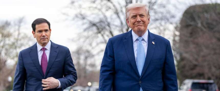 Prezzi, basta la parola: forte calo di gas e petrolio dopo l’annuncio di Trump sui colloqui con l’Iran