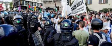 25 aprile sott’odio: incidenti da Milano a Napoli. Meloni: “Se questi difendono la libertà, abbiamo un problema”