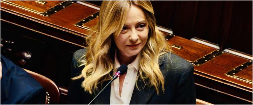 La sfida di Giorgia ai disfattisti: rafforzare la direzione. Per l’Italia, l’idea che “riaccende”