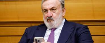 A rischio le consulenze di Emiliano con la Regione Puglia, scatta il piano B: un seggio alla Camera