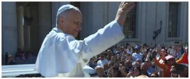 Pasqua, l’appello del Papa: “Basta guerre, la vera forza è non violenta”. E indice una veglia per la pace