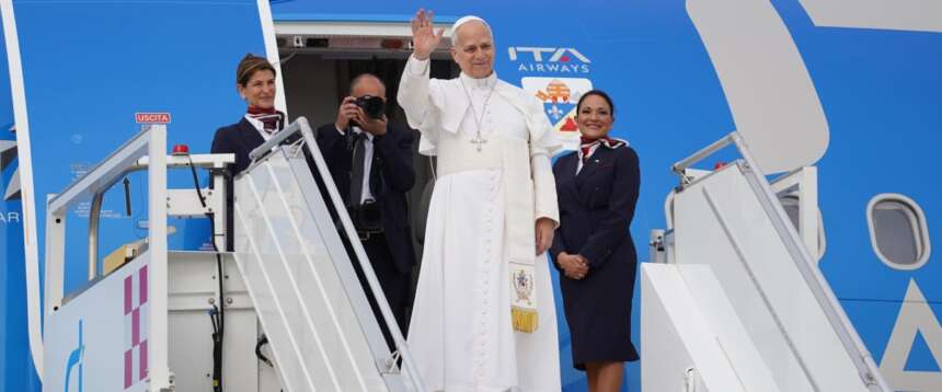 Papa Leone XIV in Africa tra crisi e conflitti: missione per la pace. Meloni: “Auguri dal Governo italiano”