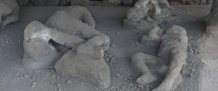 Pompei sorprende ancora, anche grazie all’Intelligenza artificiale: scoperti i resti di due uomini travolti dai lapilli