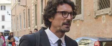 Scontro al vertice tra Conte e Grillo sul simbolo, e Toninelli si schiera: con Beppe