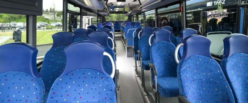 Terrore a bordo a Chioggia, acido sui sedili del bus: con la ragazza ustionata ora salgono a tre i feriti sulla stessa linea