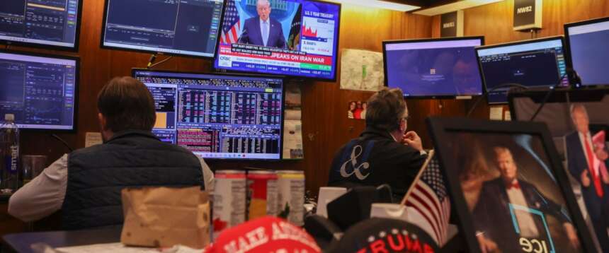 La tregua di Trump all’Iran fa crollare i prezzi di gas e petrolio. Anche lo spread verso i minimi storici