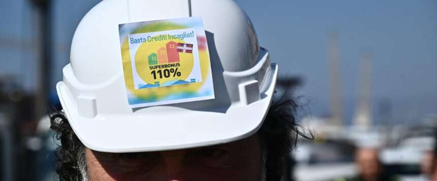 La mangiatoia dei superbonus “grillini” svela nuove truffe: 10 milioni di euro per lavori fantasma a Napoli