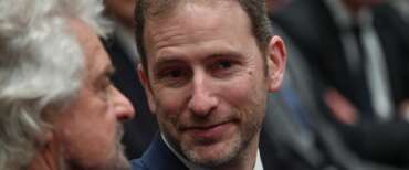 M5s, Casaleggio jr stronca Conte: “Perfetto alla guida del Pd. Il Campo largo? È sempre più stretto”