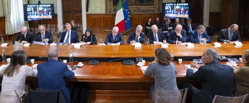 Crans-Montana, Mantovano incontra i familiari delle vittime. Il governo chiederà di essere parte civile