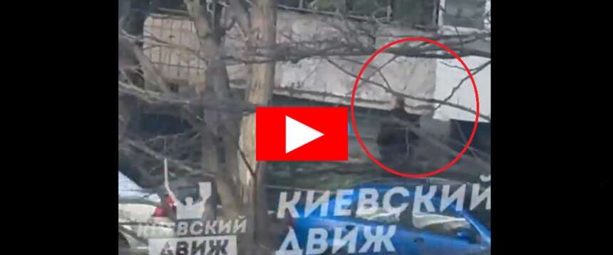 Irruzione in un supermercato di Kiev: uomo si barrica e uccide una bambina poi viene ammazzato (video).