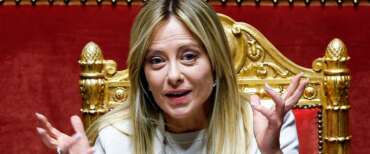“Brava Meloni, un bene che abbia mostrato a Trump chi comanda. Più incisiva di Macron e Merz”: l’elogio del quotidiano tedesco
