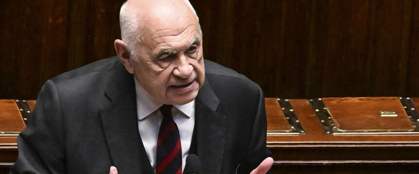 Grazia a Minetti, le dimissioni di Nordio sono un’illusione della sinistra. Meloni: “Fiducia in lui, non c’è motivo che lasci”