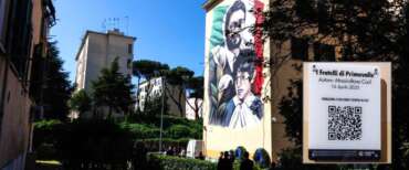 Il murales dedicato ai fratelli Mattei a Primavalle; nel dettaglio il Qr code collegato