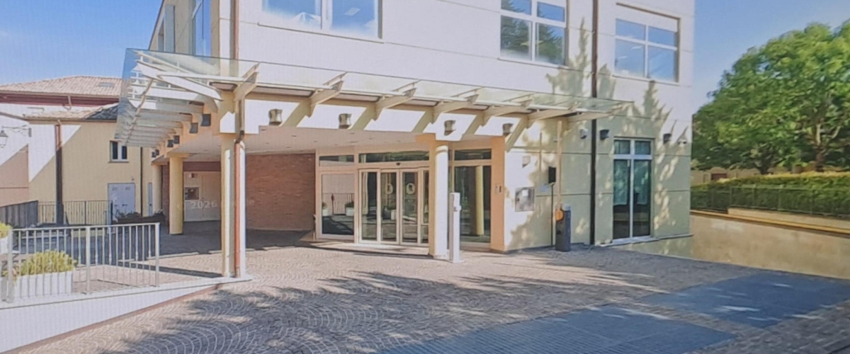 200 morto il 12enne risucchiato nella vasca idromassaggio in un hotel i genitori decidono di donare gli organi da Secoloditalia.it 200 morto il 12enne risucchiato nella vasca idromassaggio in un hotel i genitori decidono di donare gli organi