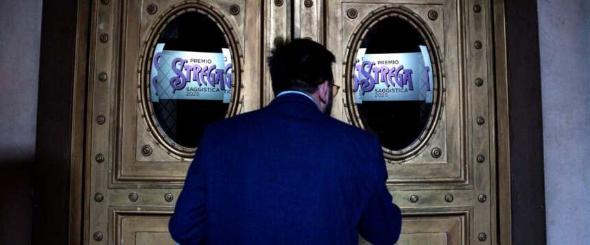 Premio Strega, l’amichettismo colpisce anche la Poesia: Elisa Donzelli si dimette per le regole poco chiare