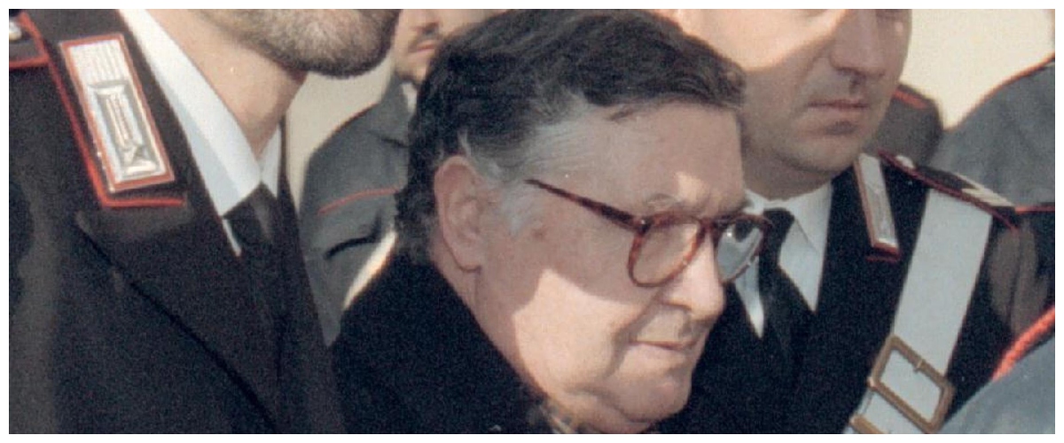 tot242 riina si nascondeva nella villa del ministro maltese lo scoop di giletti sul capo di cosa nostra da Secoloditalia.it tot242 riina si nascondeva nella villa del ministro maltese lo scoop di giletti sul capo di cosa nostra