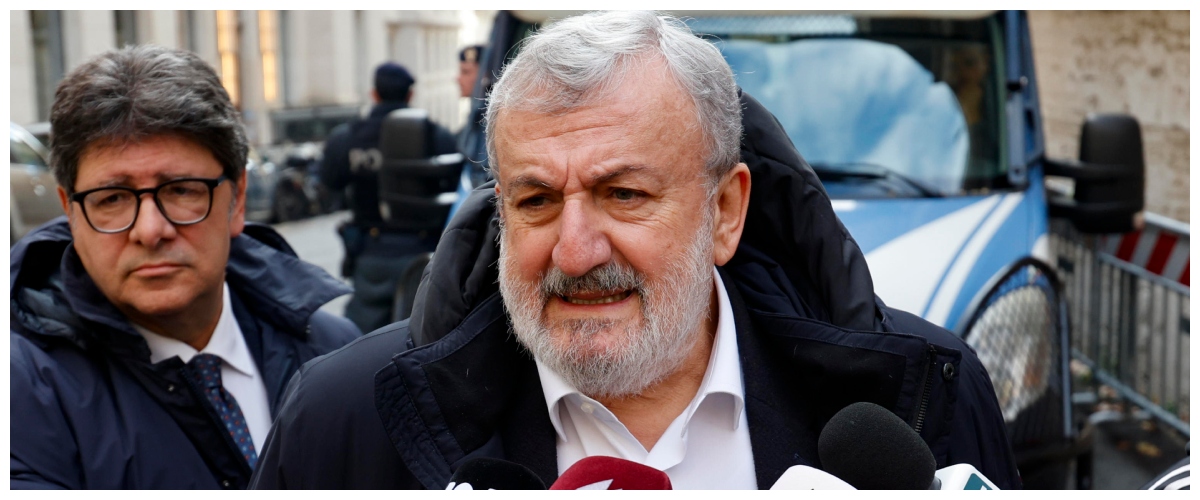 aaa cercasi posto per michele emiliano l8217ex governatore non vuole tornare a lavorare da Secoloditalia.it aaa cercasi posto per michele emiliano l8217ex governatore non vuole tornare a lavorare