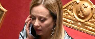 Migranti, Meloni sente Al Sisi: rischio nuova emergenza dal Medio Oriente, patto contro i trafficanti di esseri umani