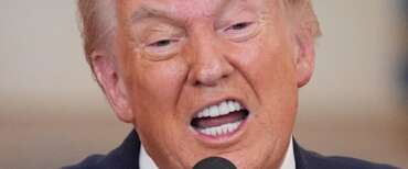 Terminator Trump: “Iran in ginocchio, azzerata marina e aviazione, distrutti i missili. Manca poco…”