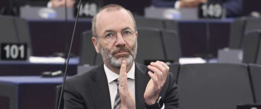 Weber sta con Meloni: “Ha ragione a difendere il Papa. Europa amica degli Usa ma sovrana”