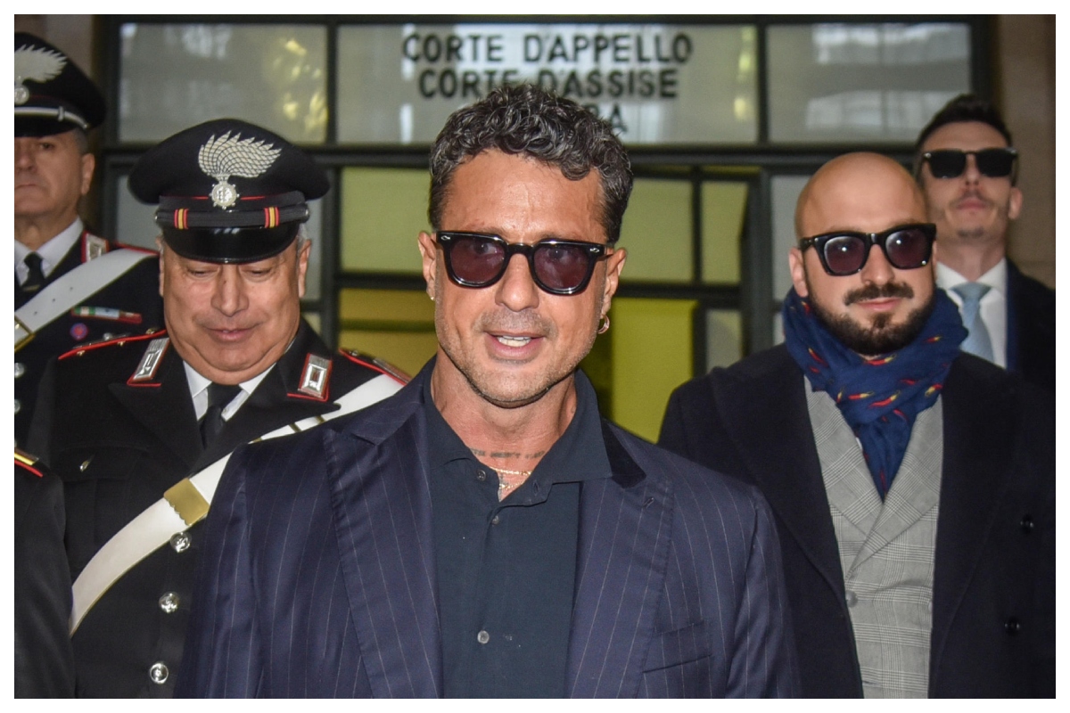 l8217ultima di fabrizio corona i giocatori del napoli mi hanno pagato per sputtanare conte e punta a patteggiare per bancarotta da Secoloditalia.it l8217ultima di fabrizio corona i giocatori del napoli mi hanno pagato per sputtanare conte e punta a patteggiare per bancarotta