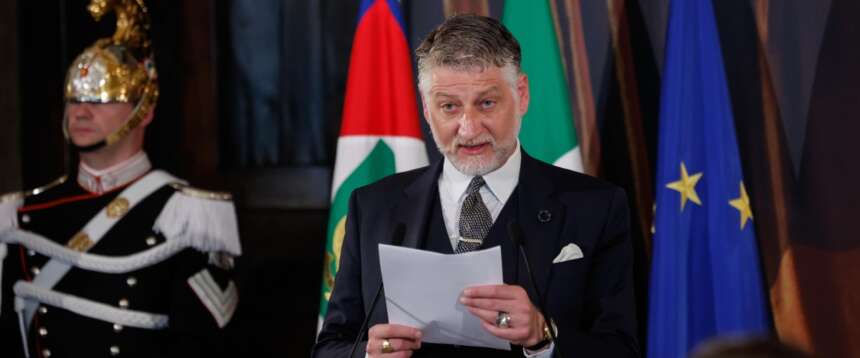 Cinema, il ministro Giuli al Quirinale per i David di Donatello segna la rotta: basta amichettismo, il merito torna centrale