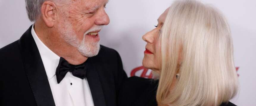 Helen Mirren aggredita a suon di insulti nel cuore di Londra da un attivista pro-Pal. Mistero sul video