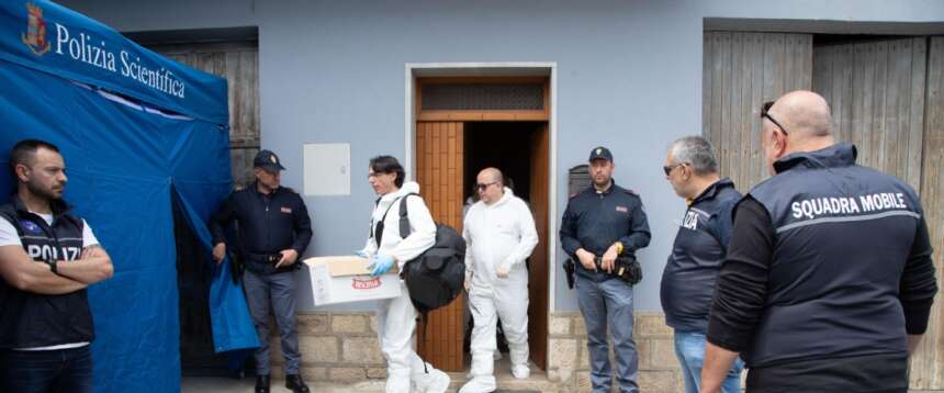 Giallo di Pietracatella, portati via dalla casa di famiglia telefoni e computer delle vittime: sotto la lente chat, ricerche web e modem