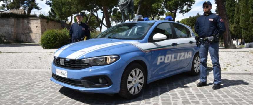 Pisa, maxi-operazione antidroga della polizia: arrestati 5 spacciatori stranieri. FdI: “La Toscana ha grande bisogno di un Cpr”