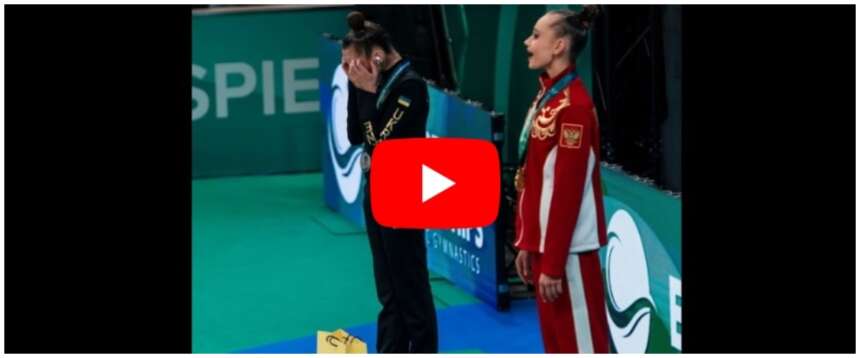 Da profuga in Italia a campionessa: chi è Sofia, la ginnasta ucraina che ha contestato l’inno russo (video)