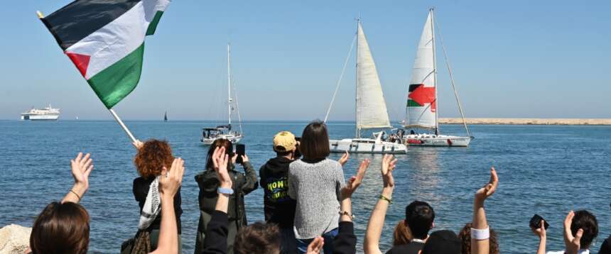 Israele, attivisti della Flotilla restano in carcere: detenzione prorogata. La difesa: “Arresto illegale”