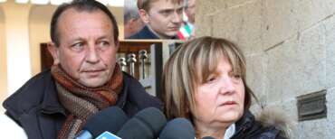 Garlasco, i Poggi non hanno mai toccato i soldi di Stasi: “Siamo pronti a restituirli”. Ecco quanti sono