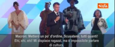 Macron perde le staffe con gli africani rumorosi: “Se non vi interessa, andate fuori” (video)