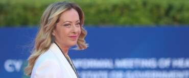 Governo Meloni: da oggi è il secondo più longevo della storia della Repubblica. La premier: “Avanti con una sola bussola, l’interesse degli italiani”