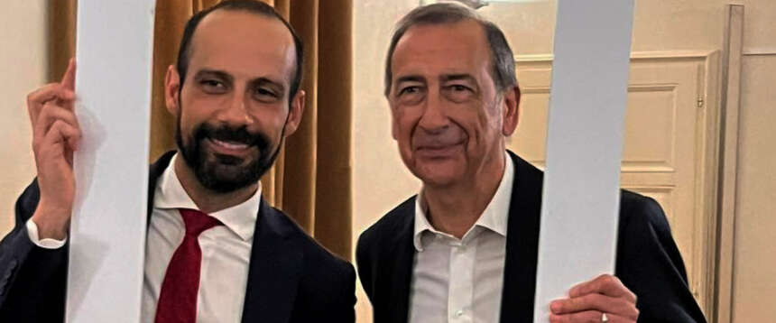 Il Comune si becca una multa e non la paga. La figuraccia del sindaco del Pd di Pavia